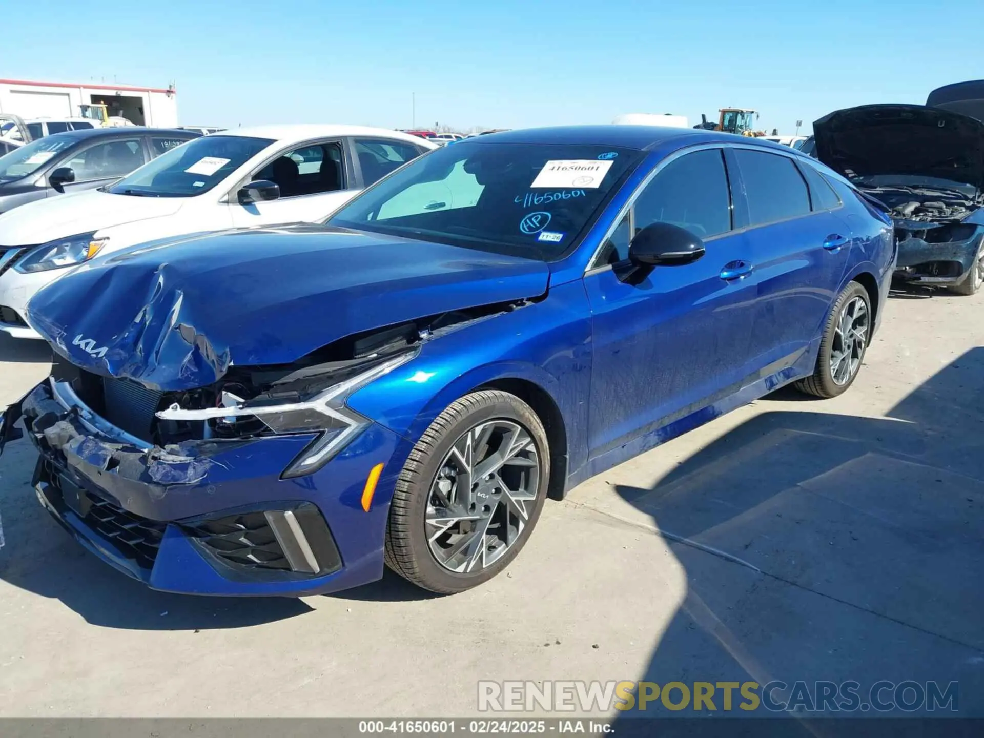 2 Photograph of a damaged car KNAG64J73S5296750 KIA K5 2025