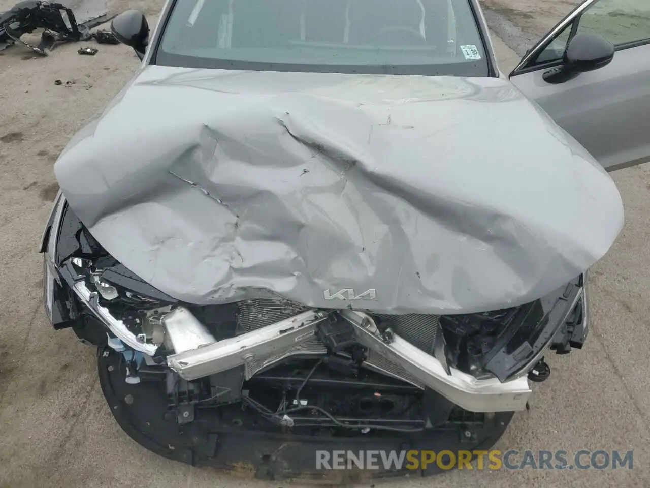 11 Photograph of a damaged car KNAG64J73S5327771 KIA K5 2025
