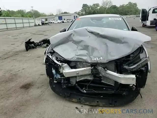 14 Photograph of a damaged car KNAG64J73S5327771 KIA K5 2025