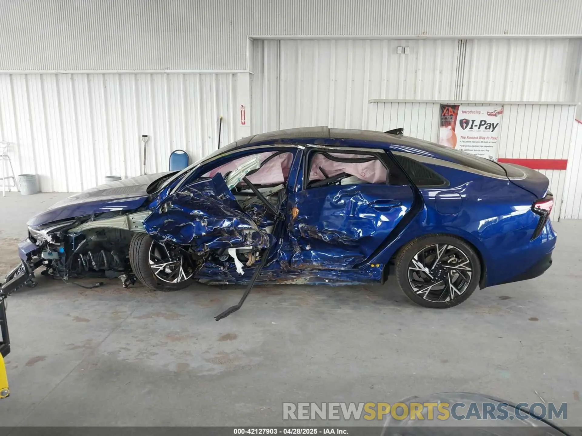 14 Photograph of a damaged car KNAG64J74S5274899 KIA K5 2025
