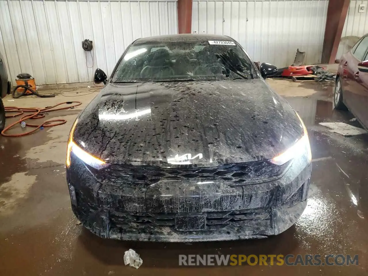 5 Photograph of a damaged car KNAG64J74S5289774 KIA K5 2025