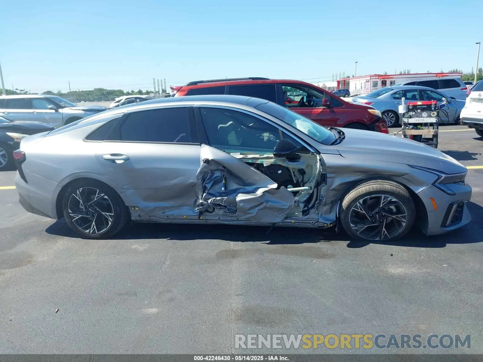13 Photograph of a damaged car KNAG64J74S5320148 KIA K5 2025