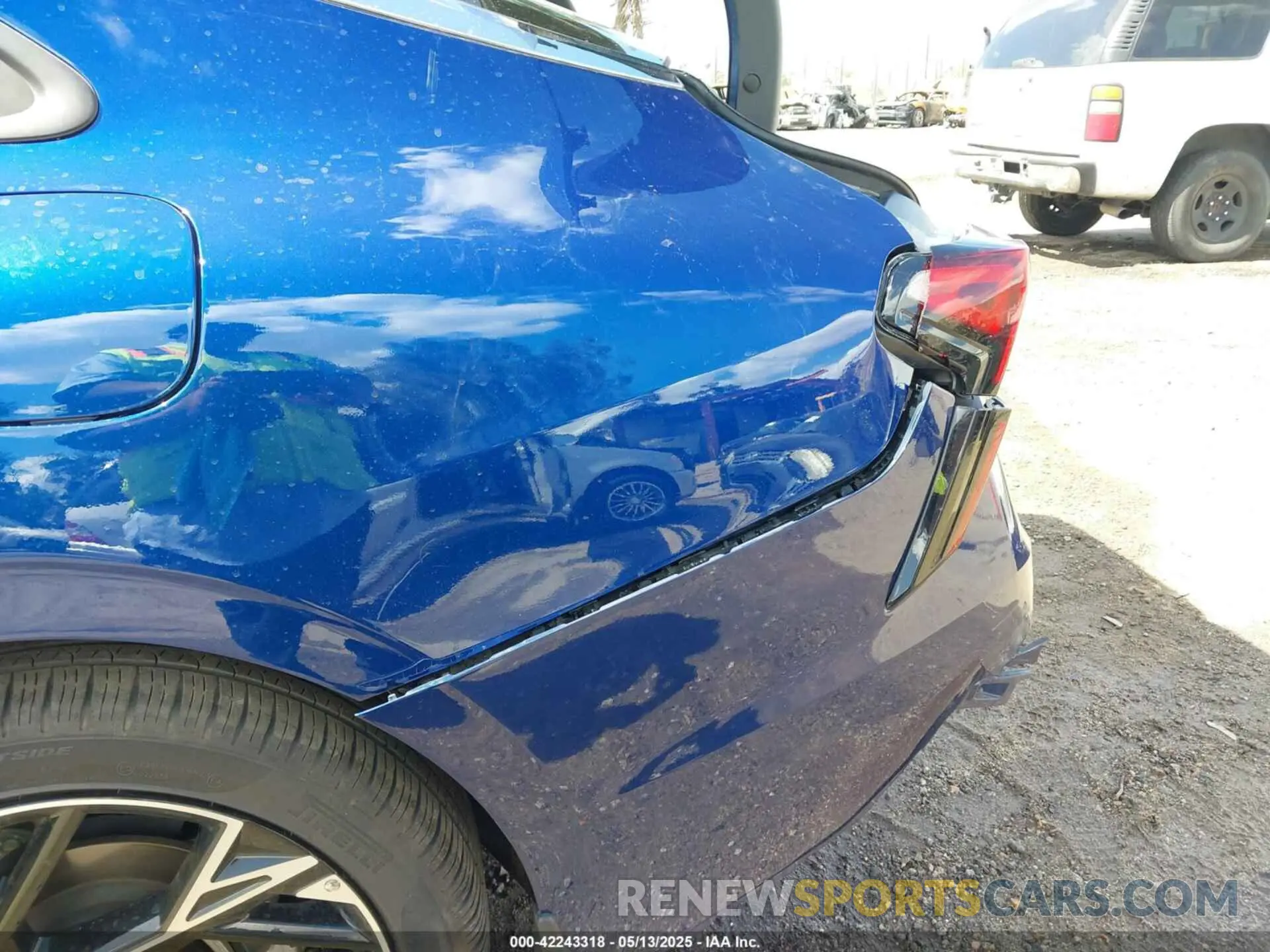 17 Photograph of a damaged car KNAG64J75S5299455 KIA K5 2025
