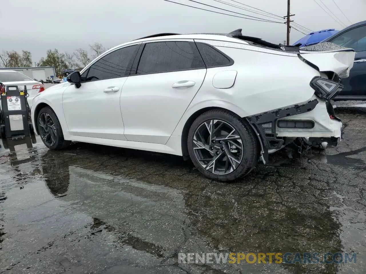 2 Photograph of a damaged car KNAG64J75S5300118 KIA K5 2025