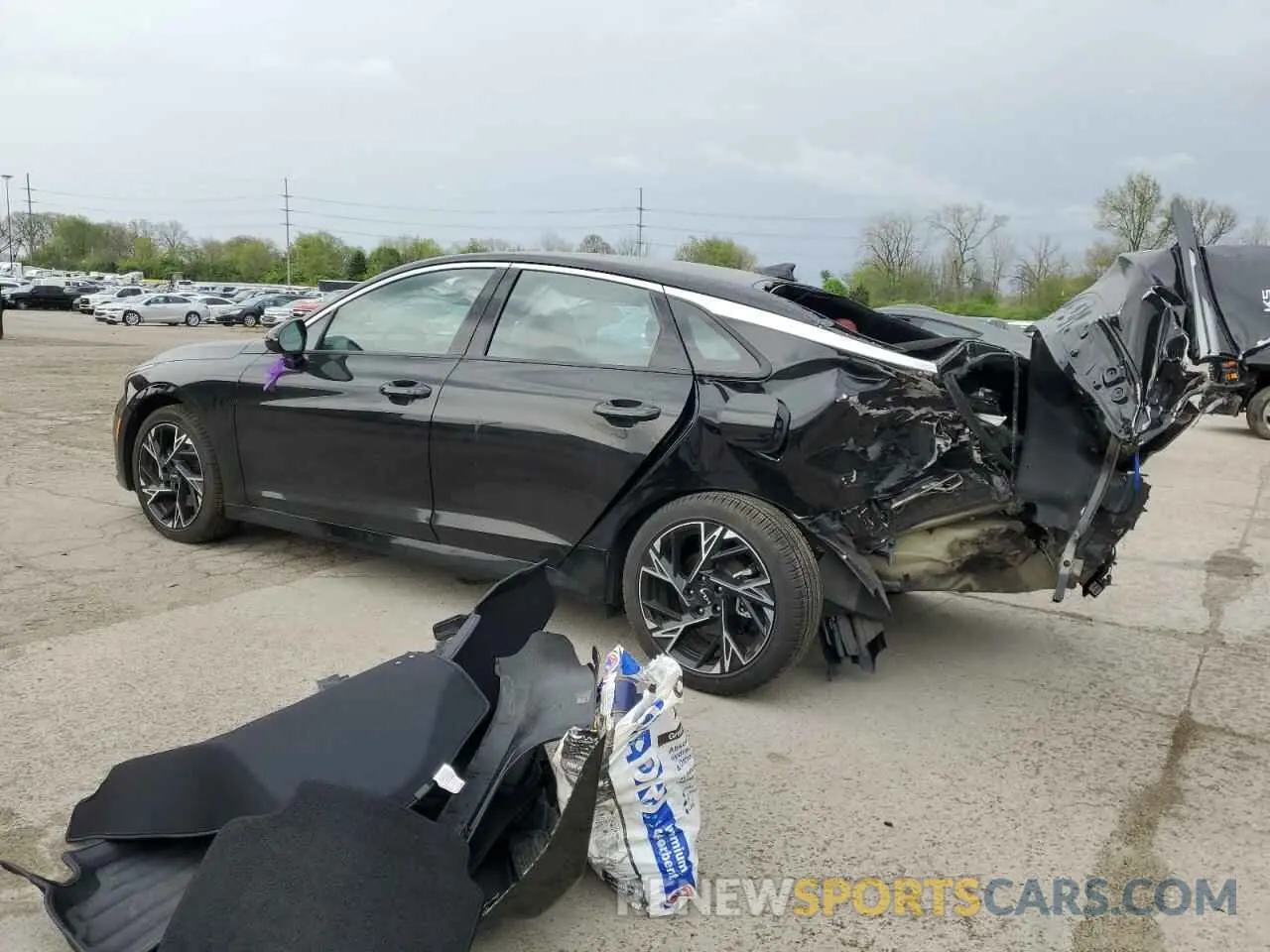 2 Photograph of a damaged car KNAG64J75S5308798 KIA K5 2025