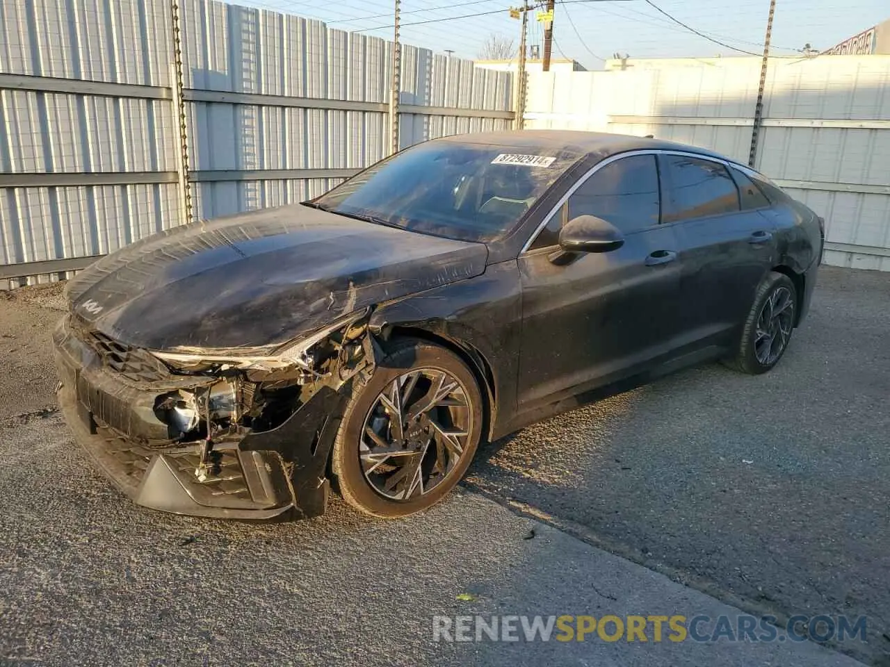 1 Photograph of a damaged car KNAG64J76S5273334 KIA K5 2025