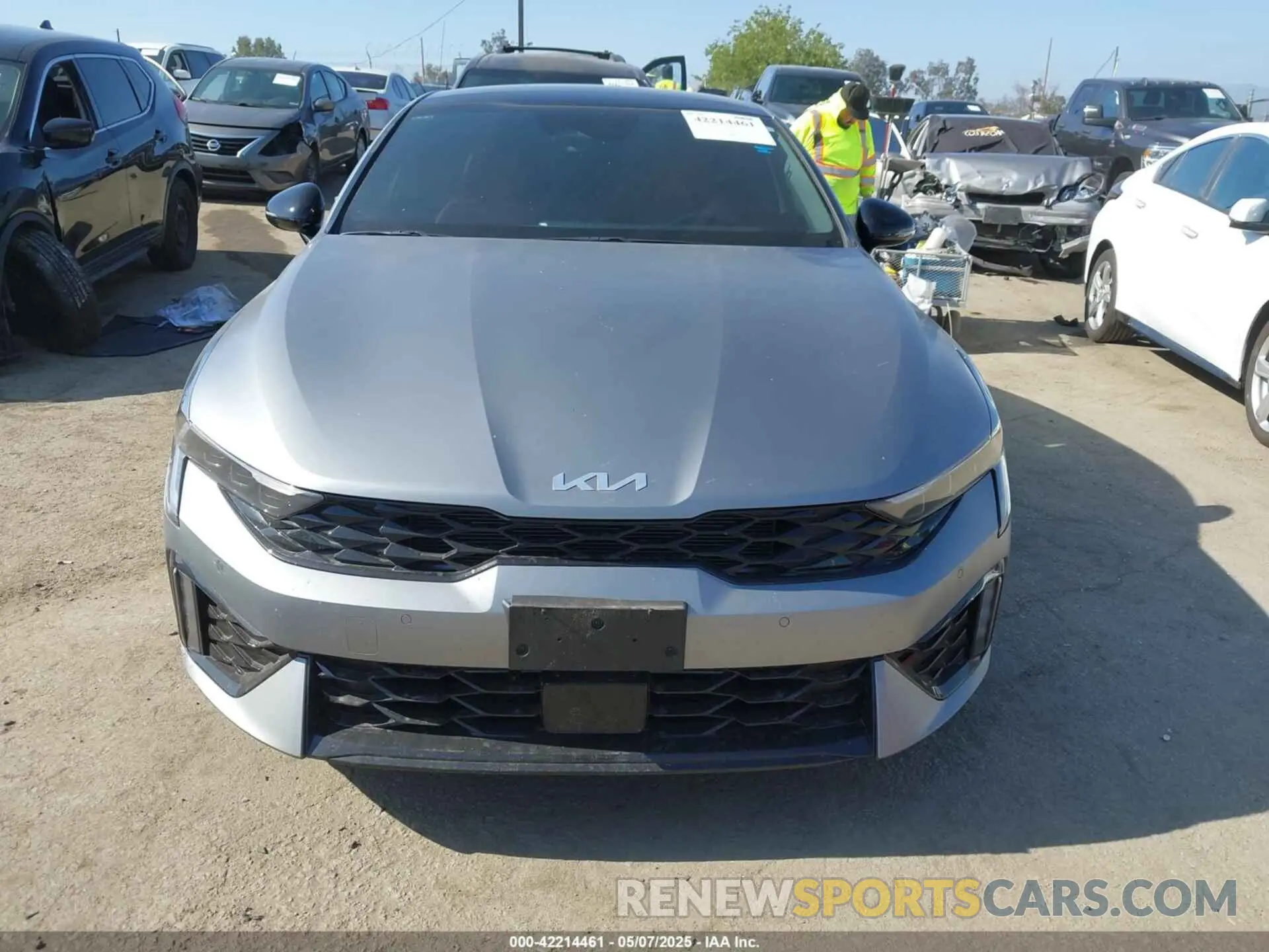 11 Photograph of a damaged car KNAG64J76S5318286 KIA K5 2025