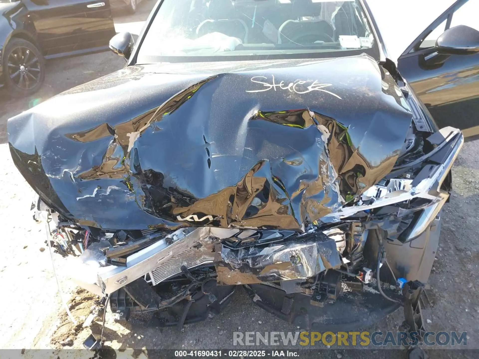 6 Photograph of a damaged car KNAG64J76S5348307 KIA K5 2025
