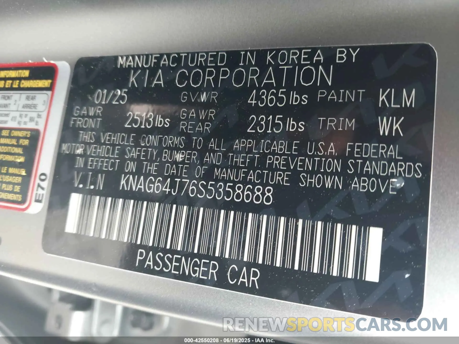 9 Photograph of a damaged car KNAG64J76S5358688 KIA K5 2025