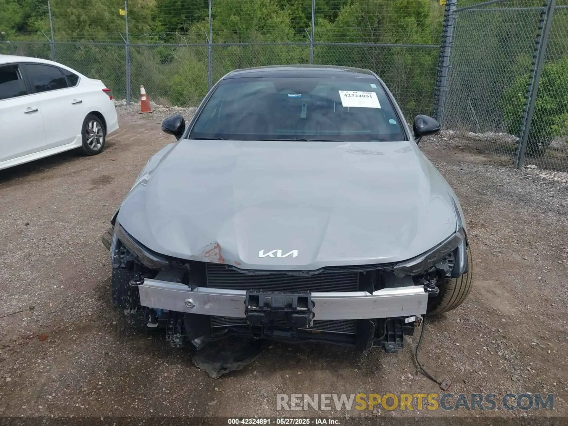 11 Photograph of a damaged car KNAG64J77S5299781 KIA K5 2025