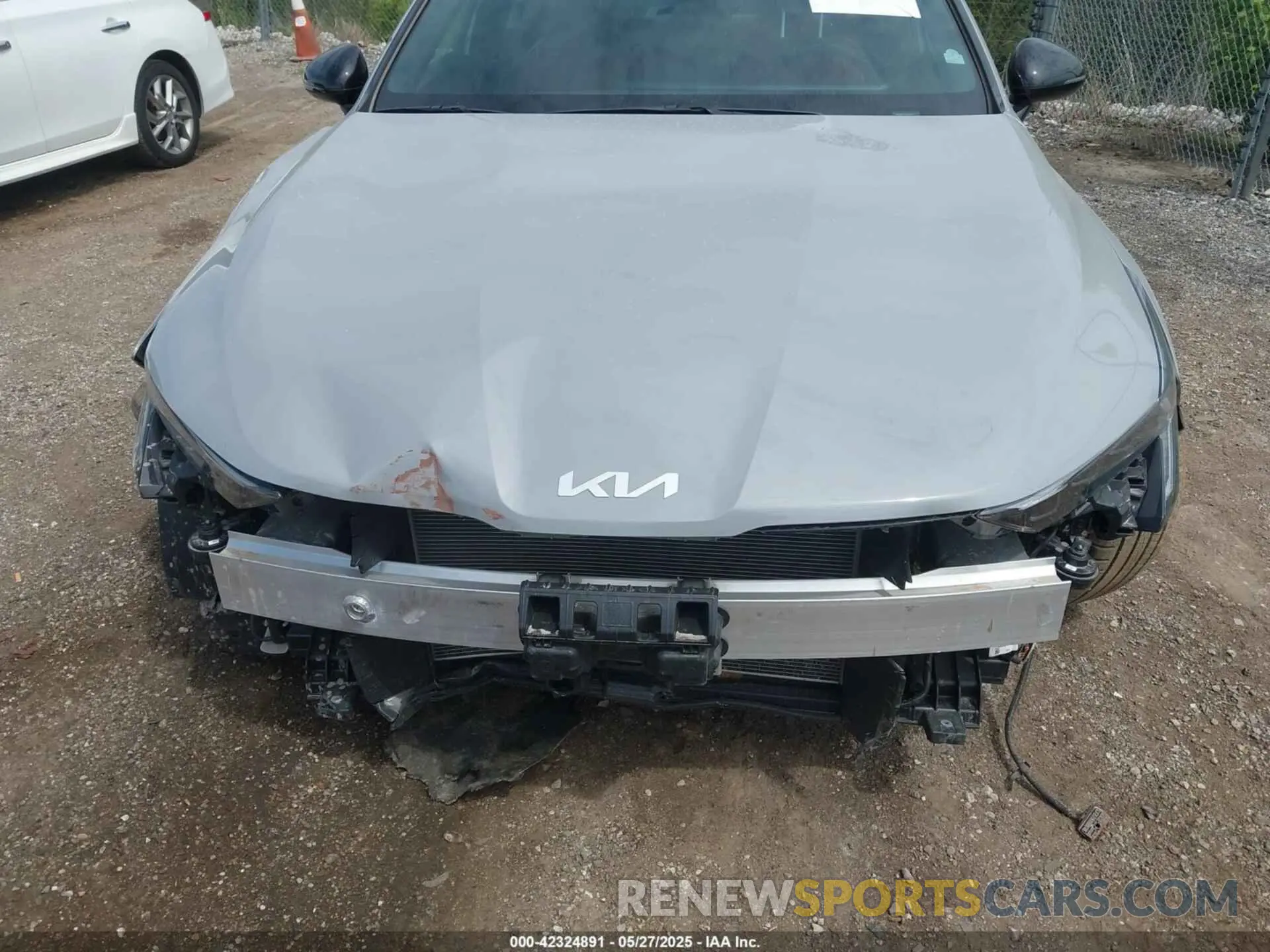 6 Photograph of a damaged car KNAG64J77S5299781 KIA K5 2025