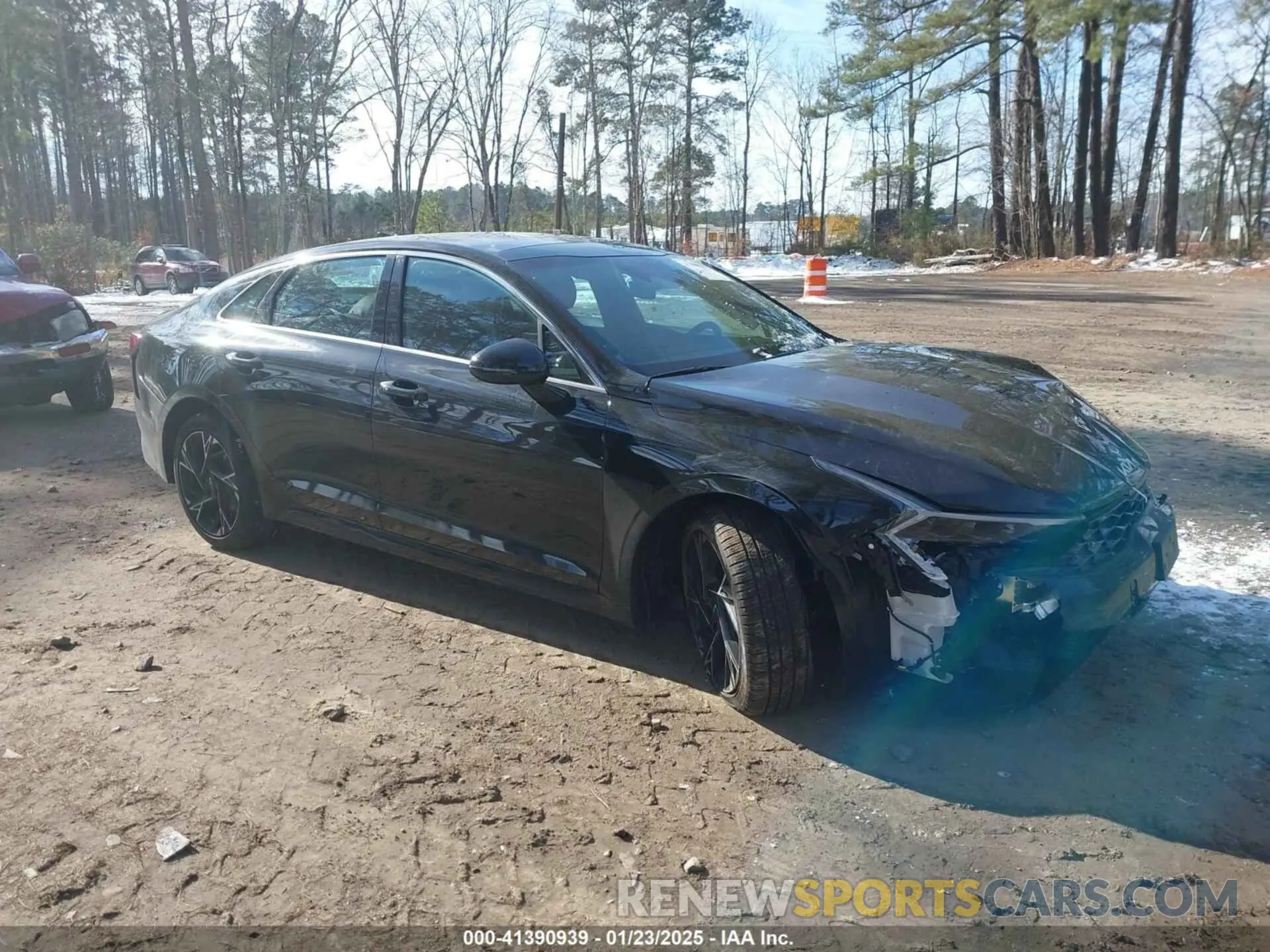 1 Photograph of a damaged car KNAG64J77S5301108 KIA K5 2025