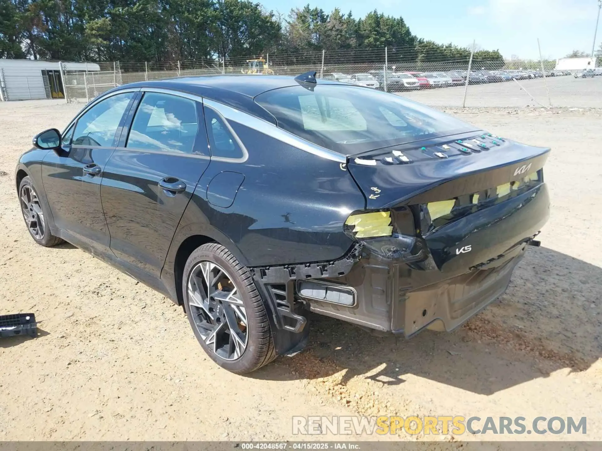 3 Photograph of a damaged car KNAG64J77S5301304 KIA K5 2025