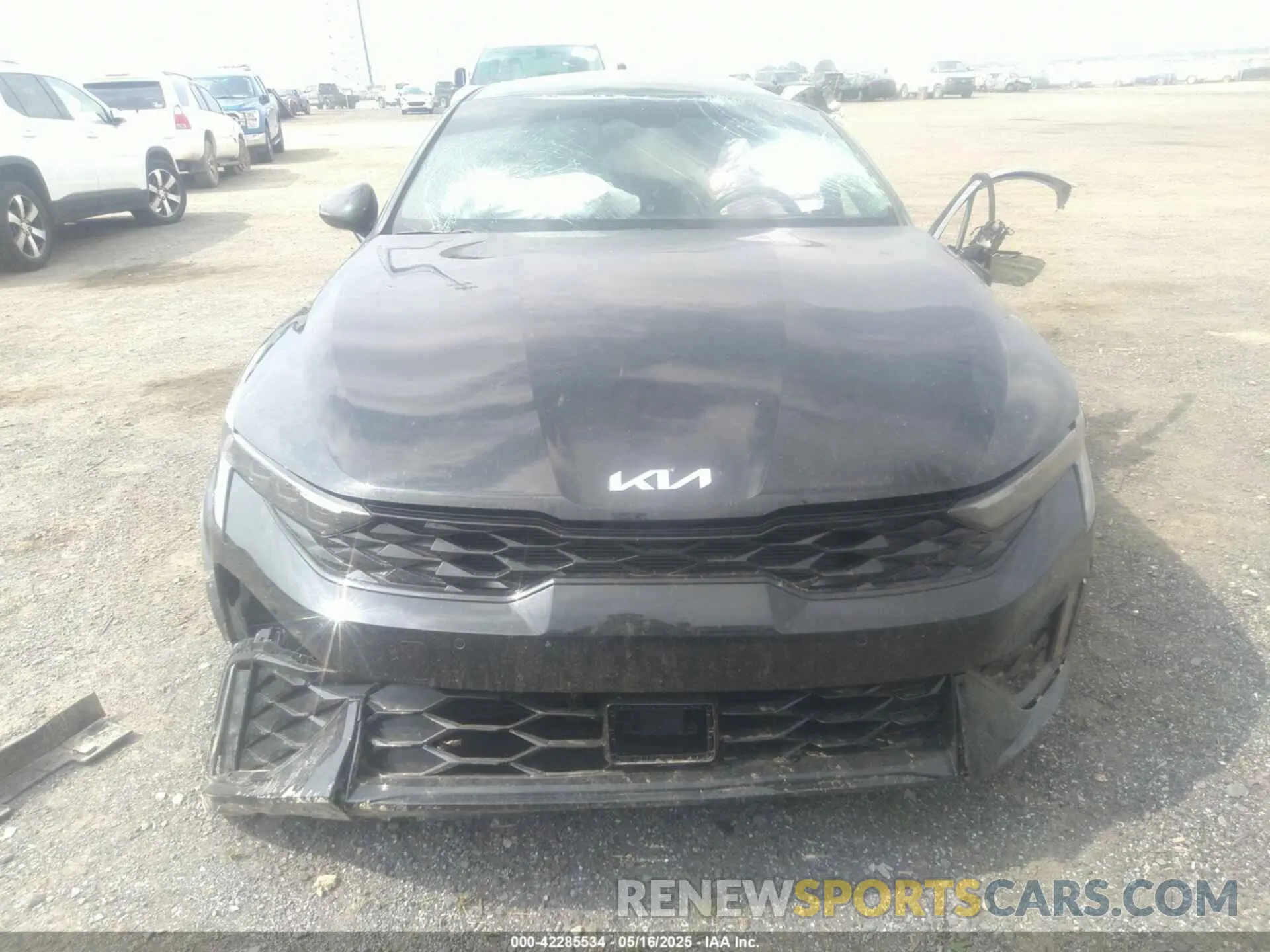 11 Photograph of a damaged car KNAG64J77S5335095 KIA K5 2025