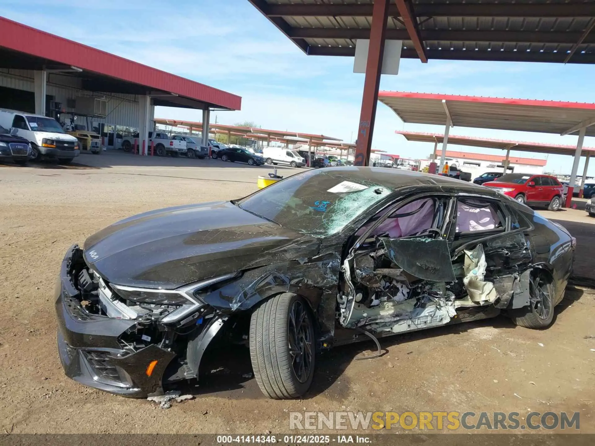 14 Photograph of a damaged car KNAG64J78S5270130 KIA K5 2025