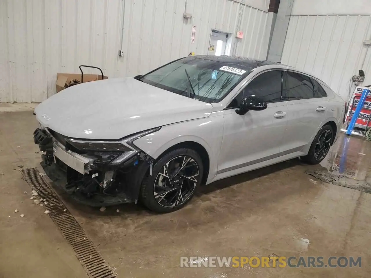 1 Photograph of a damaged car KNAG64J78S5305135 KIA K5 2025