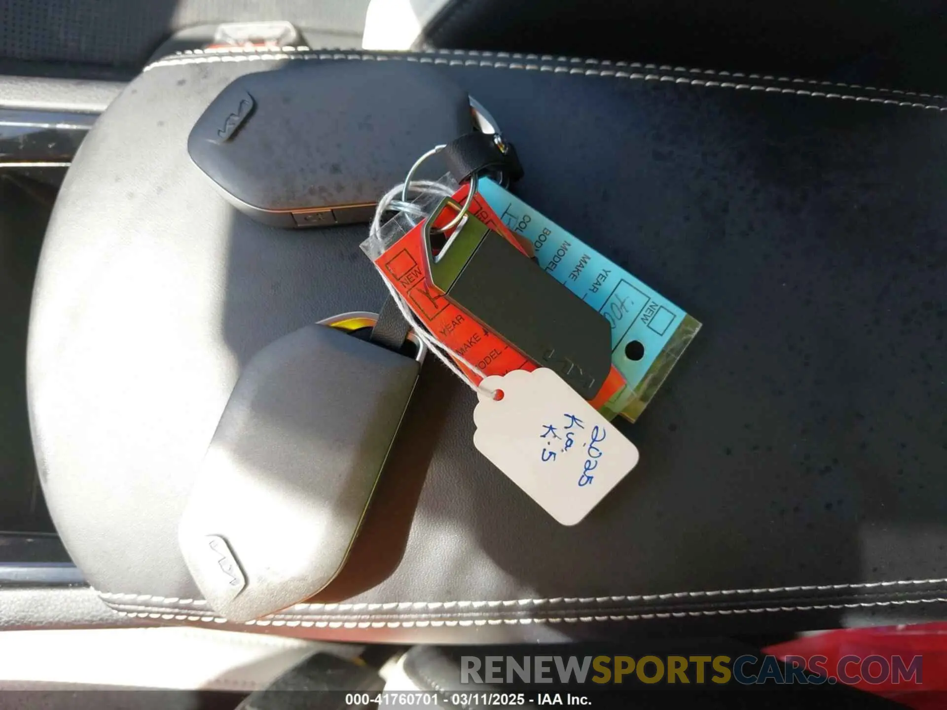 11 Photograph of a damaged car KNAG64J78S5311081 KIA K5 2025