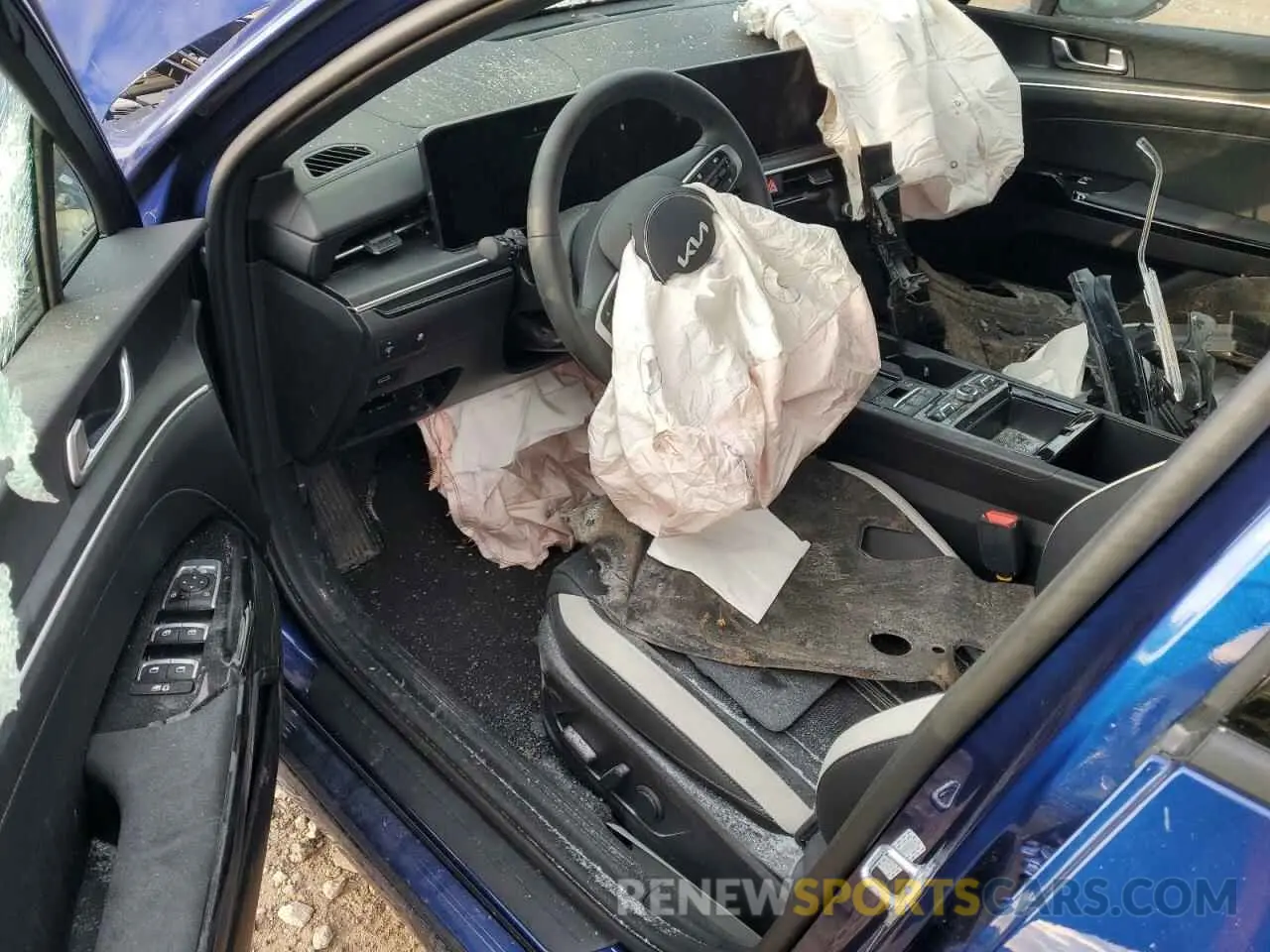 8 Photograph of a damaged car KNAG64J78S5322341 KIA K5 2025