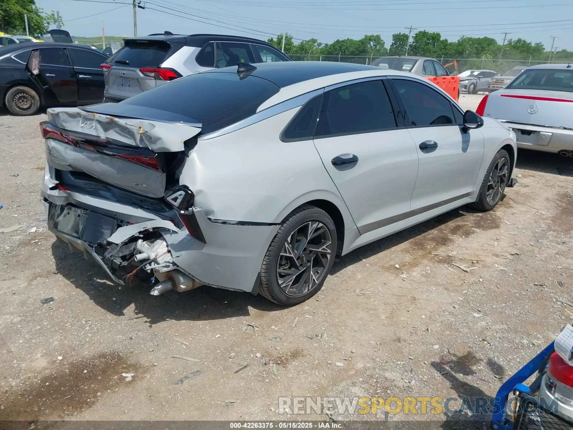 4 Photograph of a damaged car KNAG64J78S5330696 KIA K5 2025