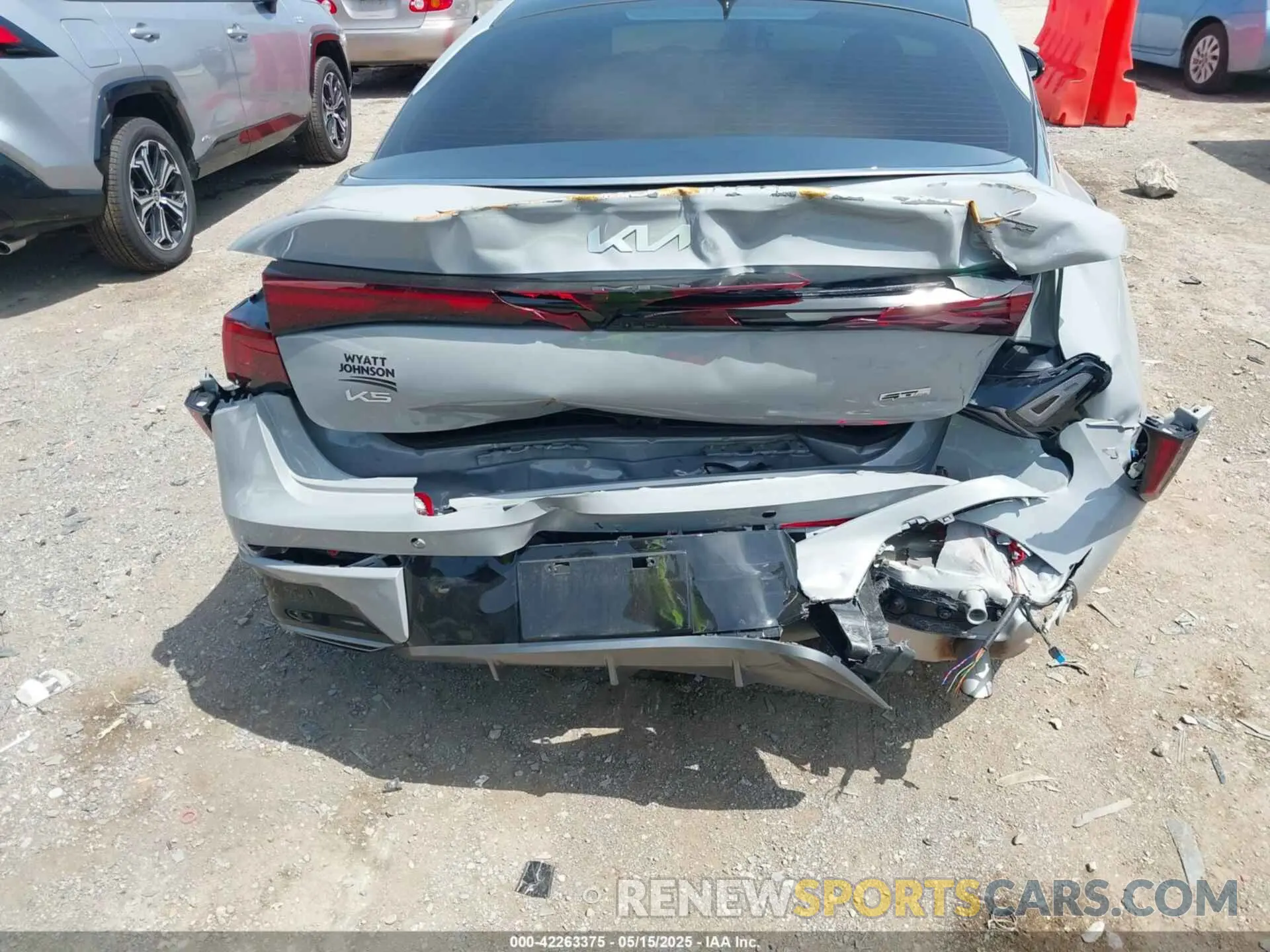 6 Photograph of a damaged car KNAG64J78S5330696 KIA K5 2025