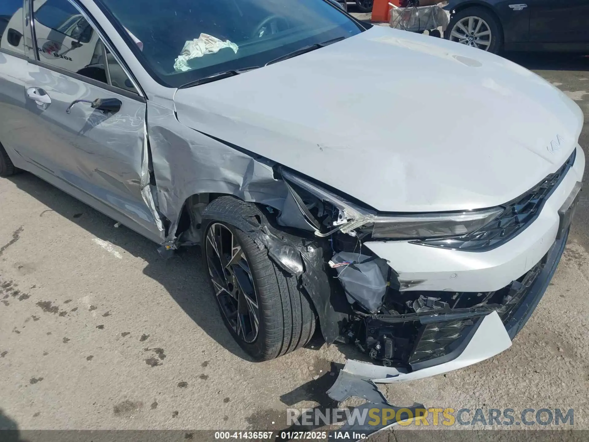 6 Photograph of a damaged car KNAG64J79S5314832 KIA K5 2025