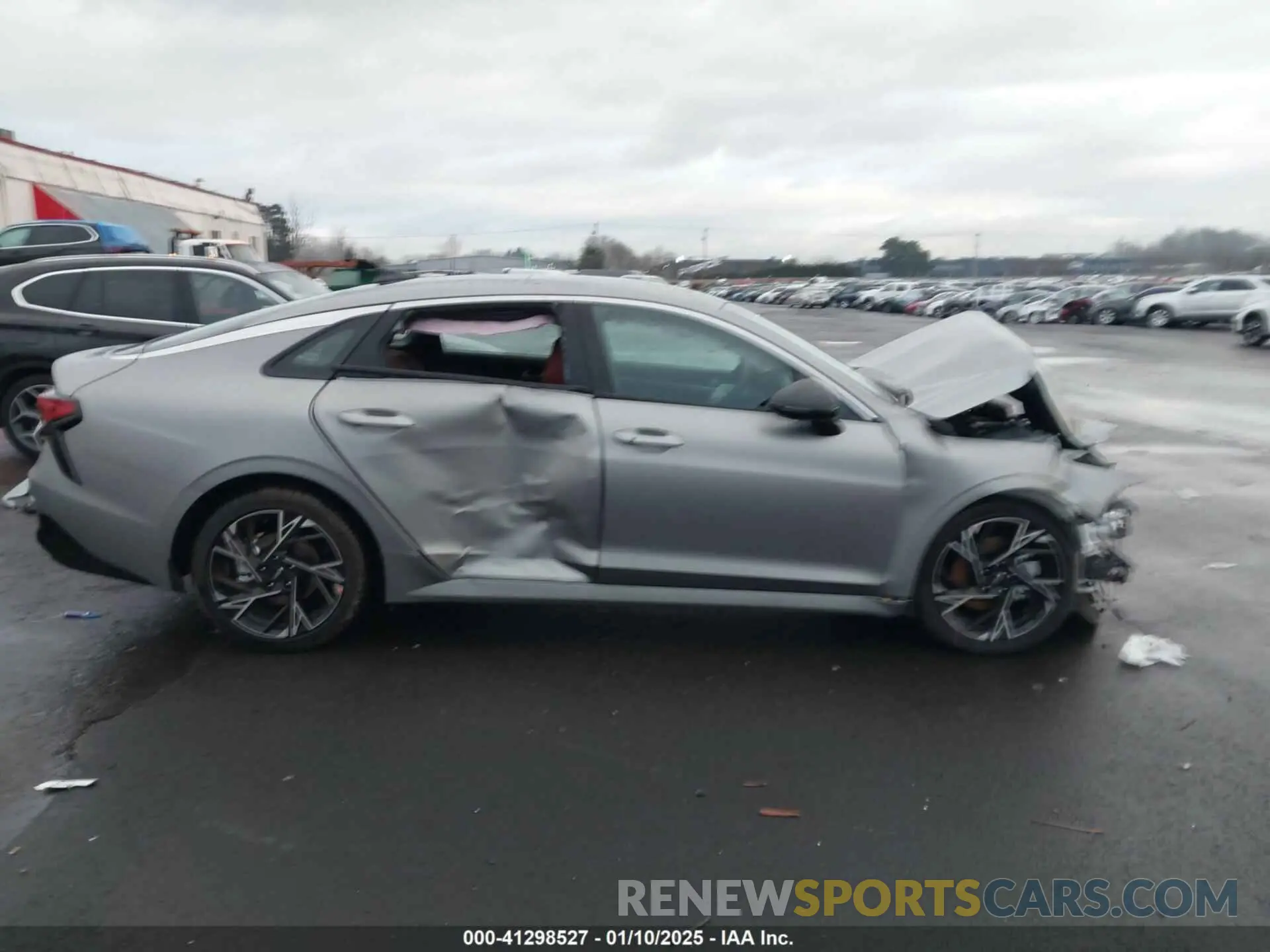 14 Photograph of a damaged car KNAG64J79S5337107 KIA K5 2025