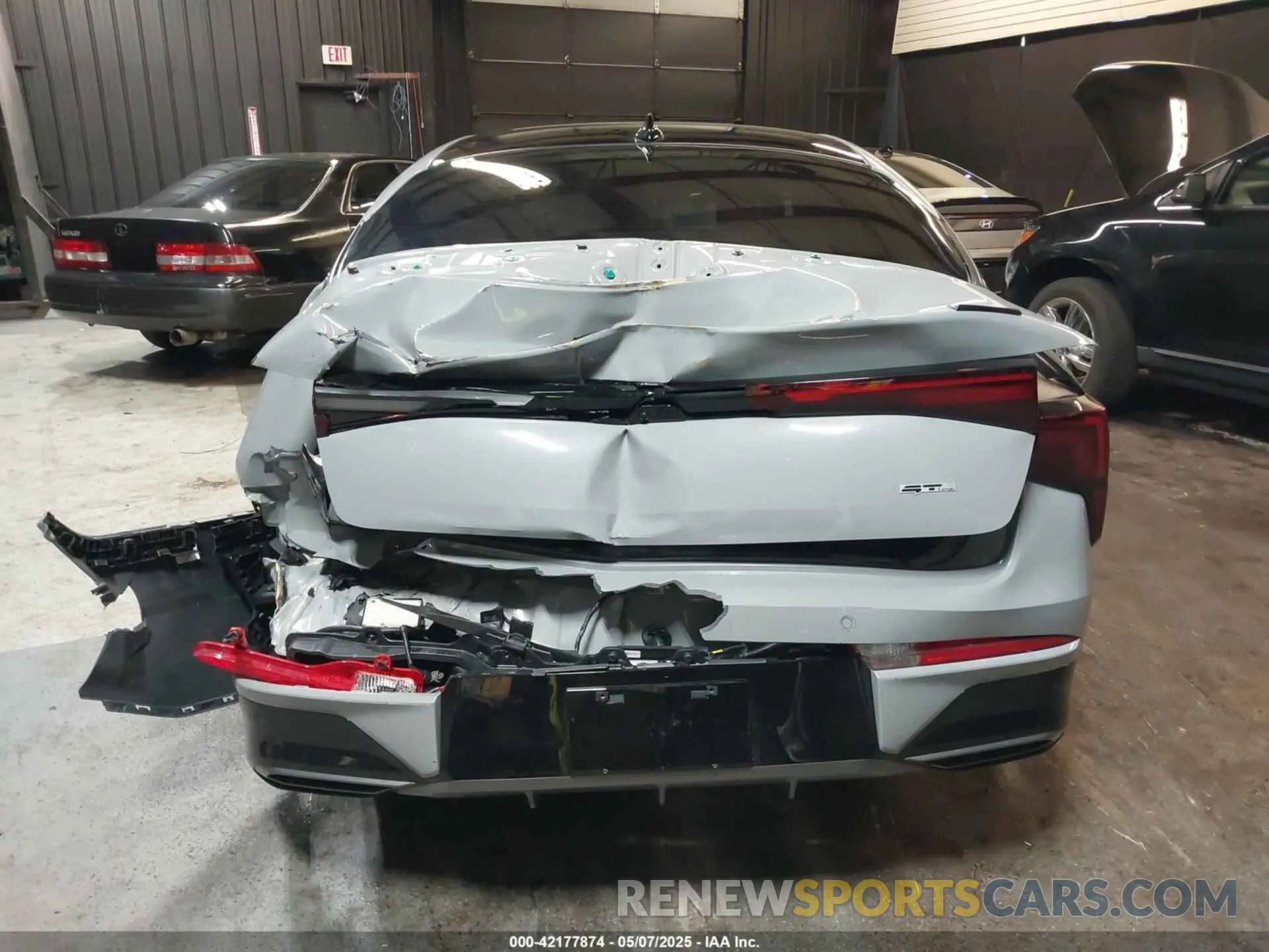 16 Photograph of a damaged car KNAG64J7XS5322888 KIA K5 2025