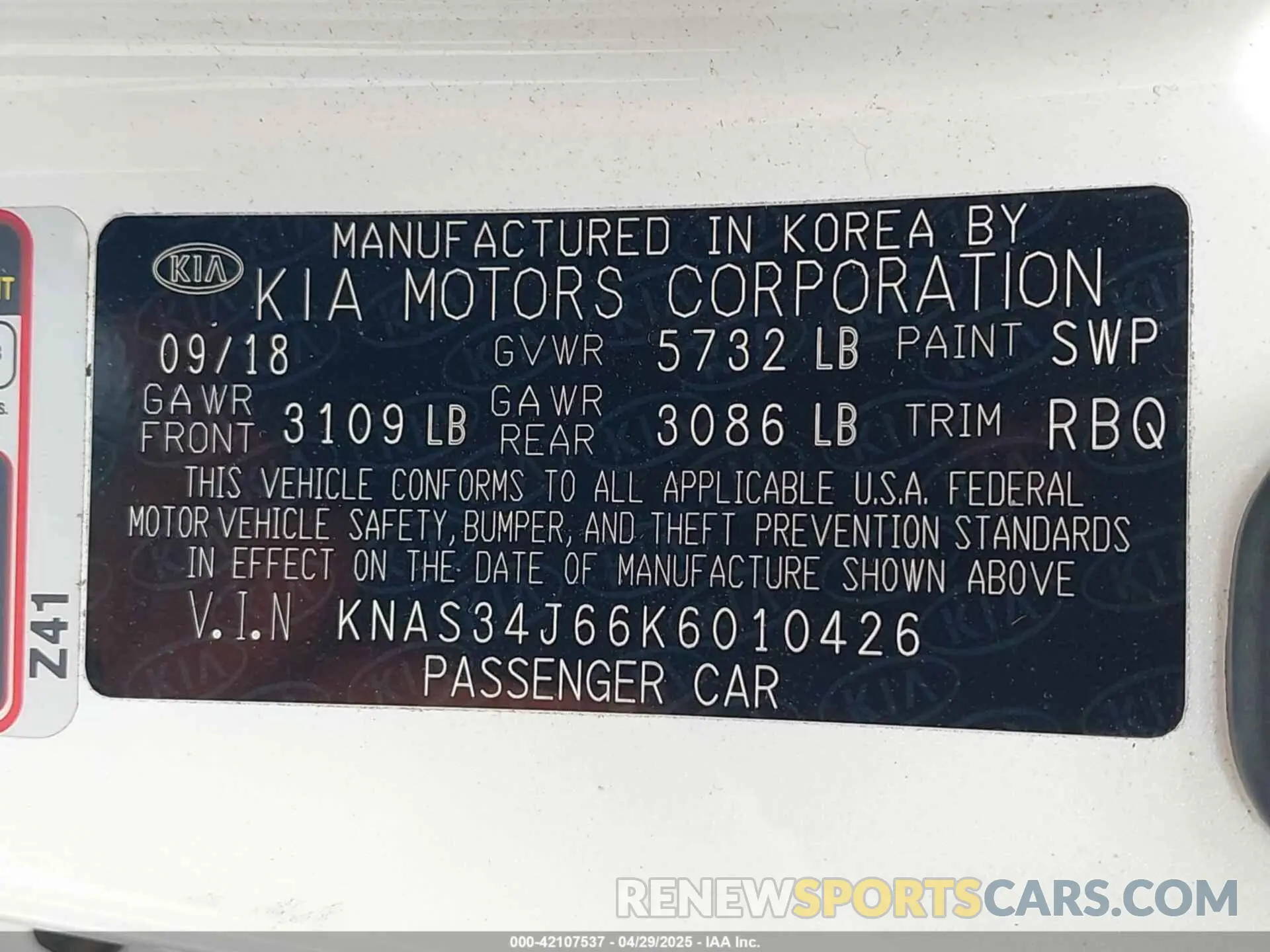 9 Photograph of a damaged car KNAS34J66K6010426 KIA K900 2019