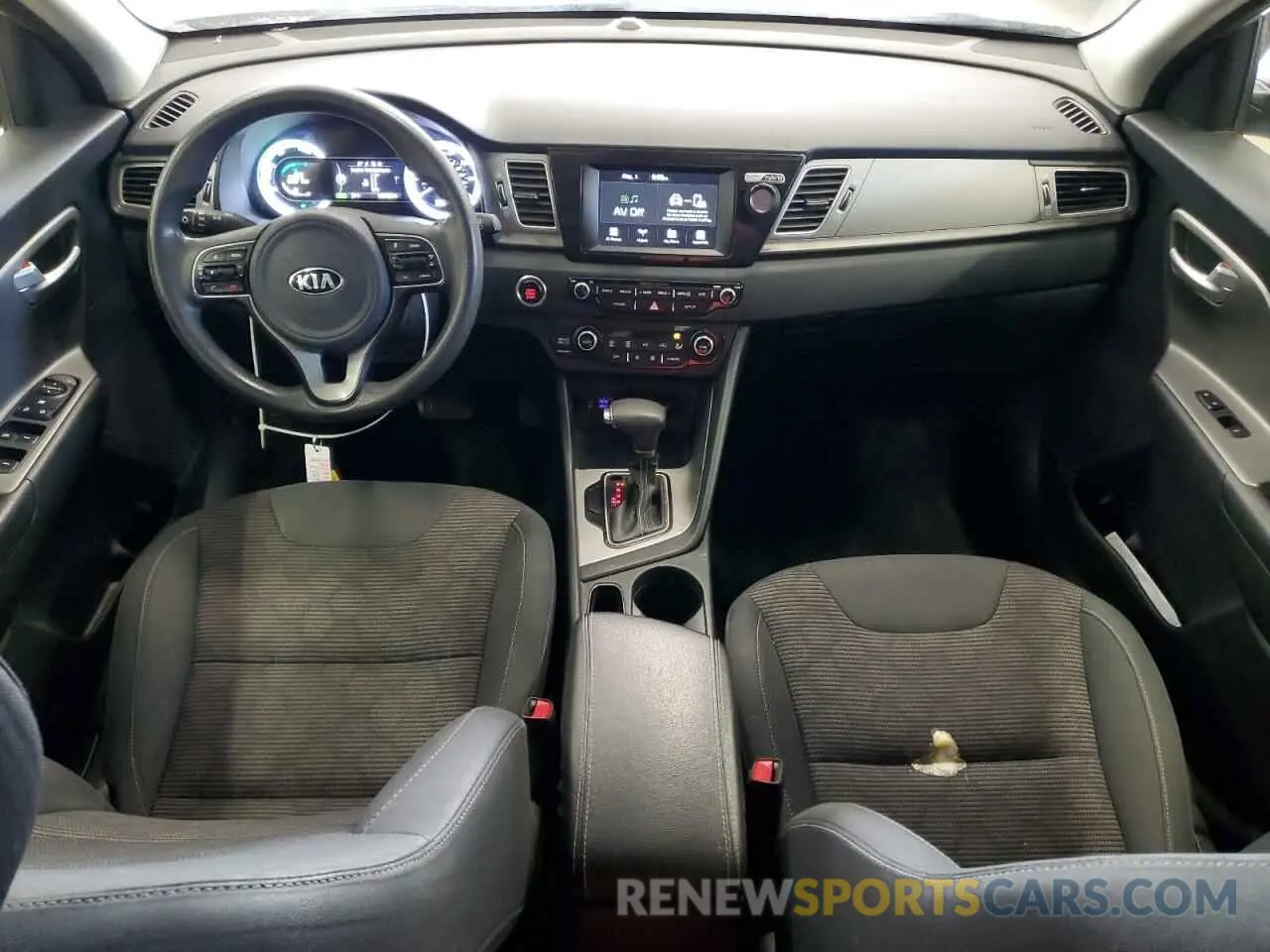 8 Photograph of a damaged car KNDCB3LC0K5339491 KIA NIRO 2019