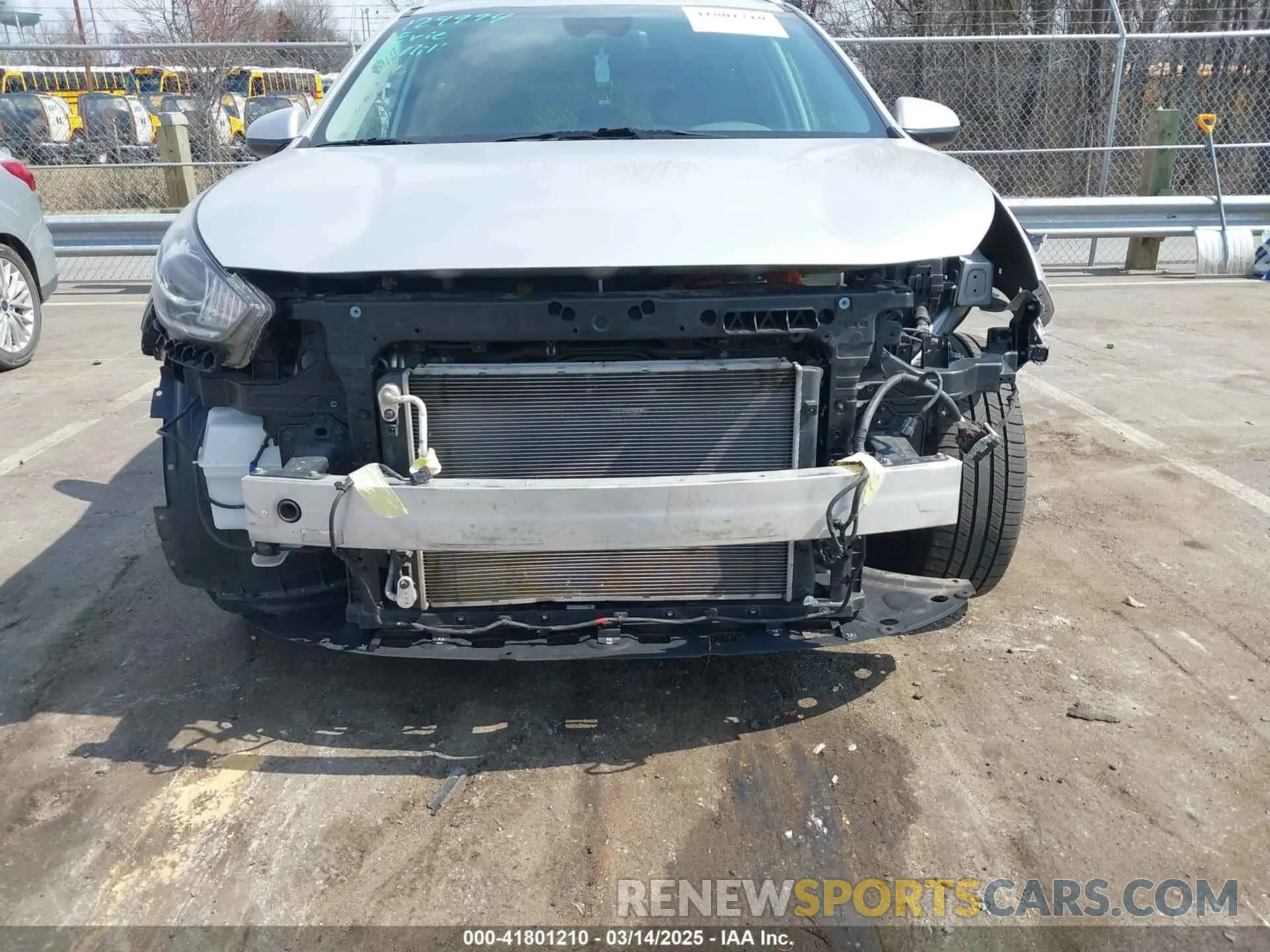 6 Photograph of a damaged car KNDCB3LC1K5262906 KIA NIRO 2019