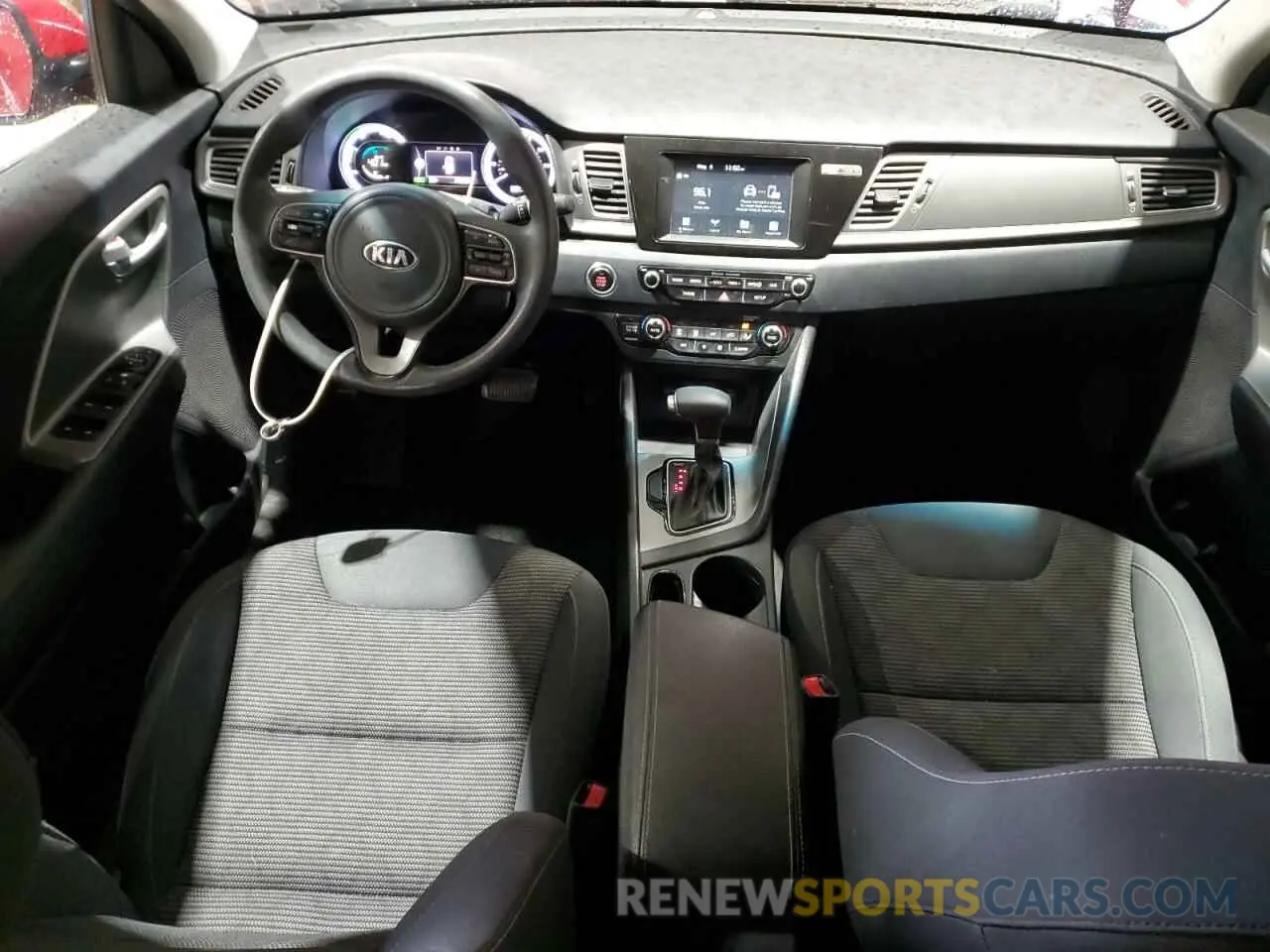 8 Photograph of a damaged car KNDCB3LC3K5249123 KIA NIRO 2019