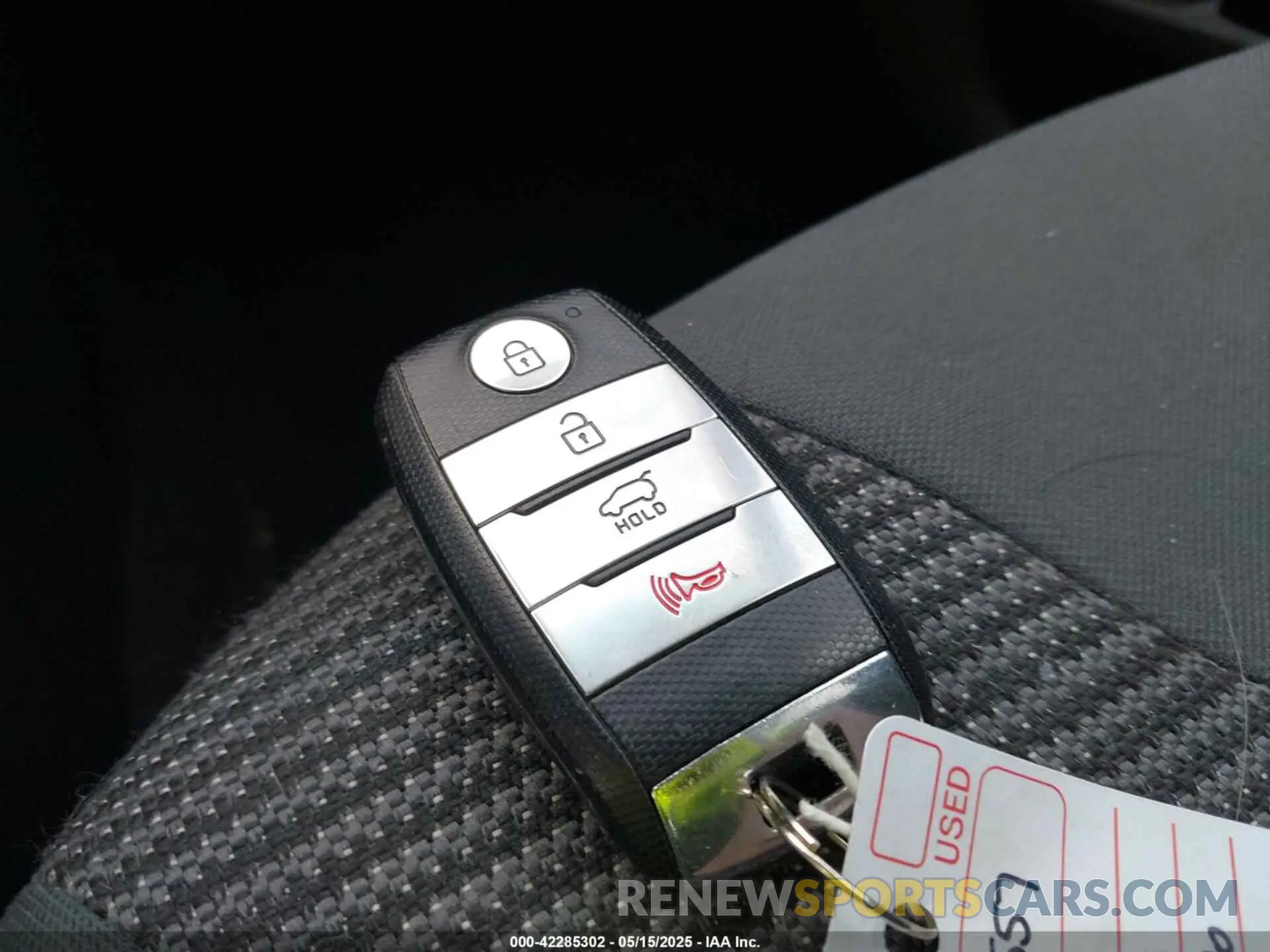 11 Photograph of a damaged car KNDCB3LC3K5282557 KIA NIRO 2019