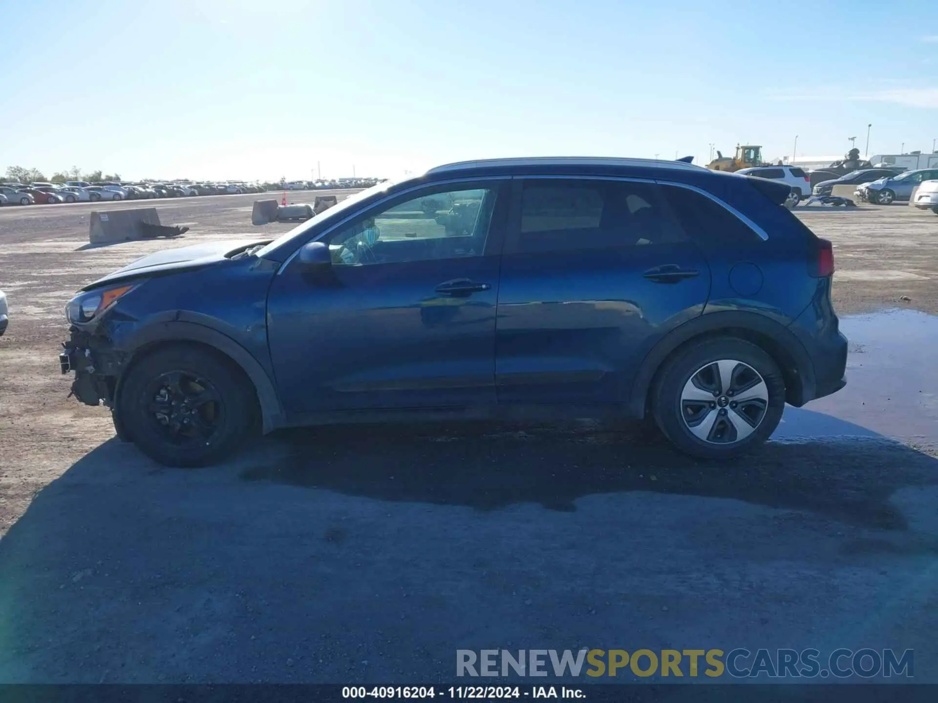 13 Photograph of a damaged car KNDCB3LC3K5294921 KIA NIRO 2019