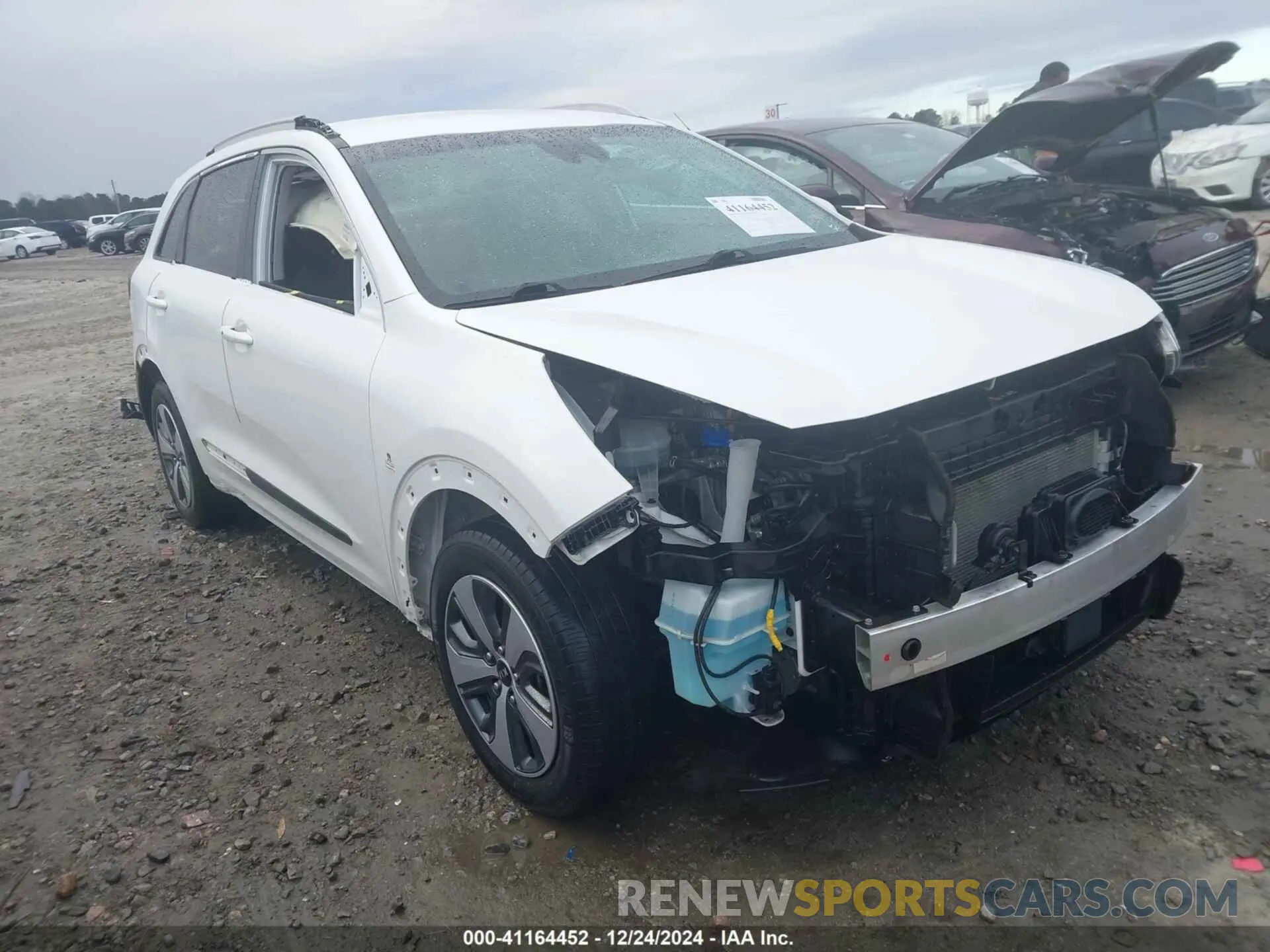 1 Photograph of a damaged car KNDCB3LC3K5319672 KIA NIRO 2019