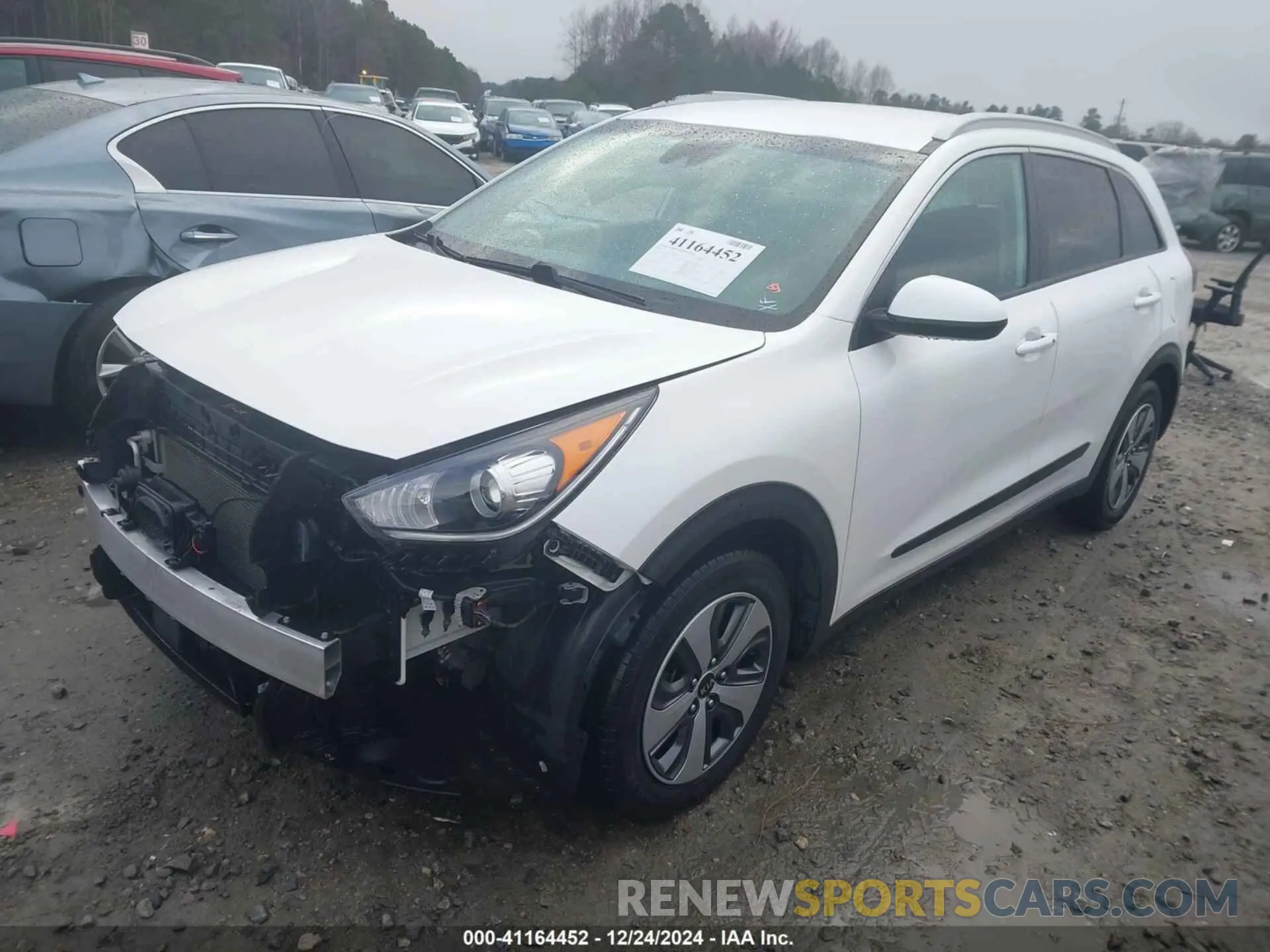2 Photograph of a damaged car KNDCB3LC3K5319672 KIA NIRO 2019