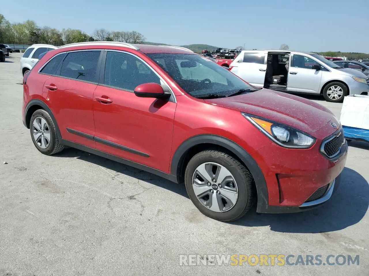 4 Photograph of a damaged car KNDCB3LC3K5340067 KIA NIRO 2019