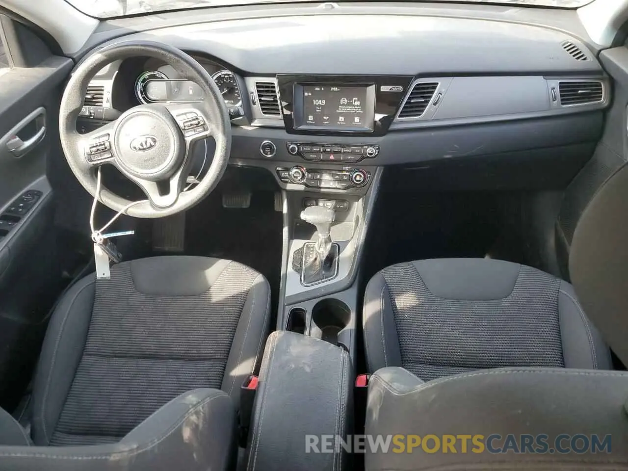 8 Photograph of a damaged car KNDCB3LC4K5223128 KIA NIRO 2019