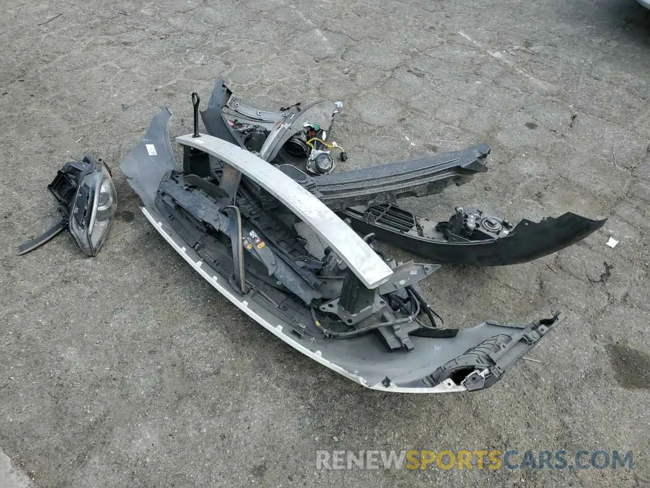 12 Photograph of a damaged car KNDCB3LC4K5351773 KIA NIRO 2019