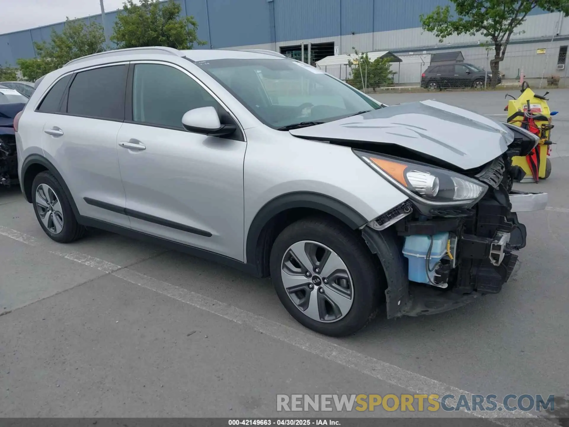 1 Photograph of a damaged car KNDCB3LC5K5351412 KIA NIRO 2019