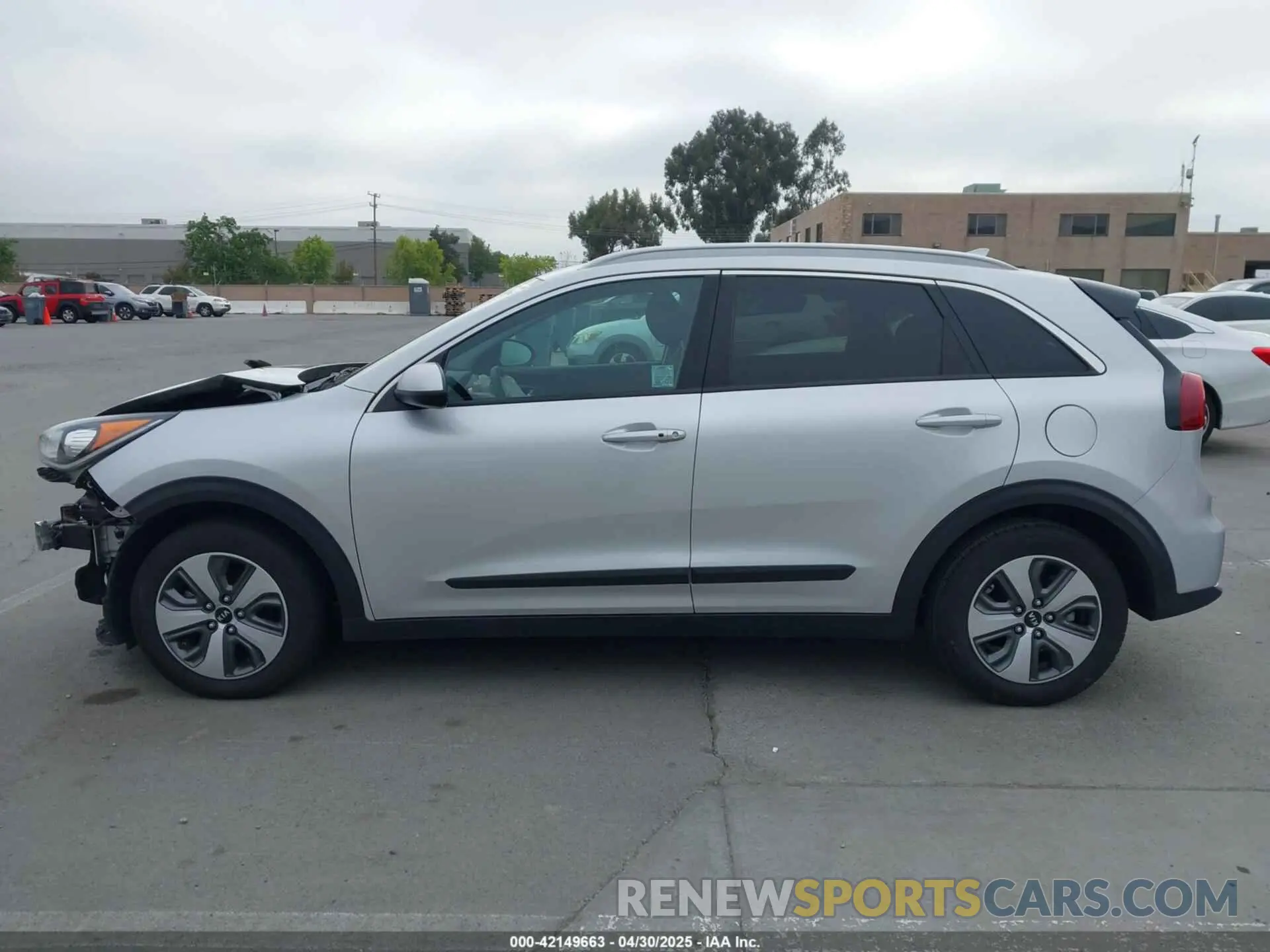 15 Photograph of a damaged car KNDCB3LC5K5351412 KIA NIRO 2019