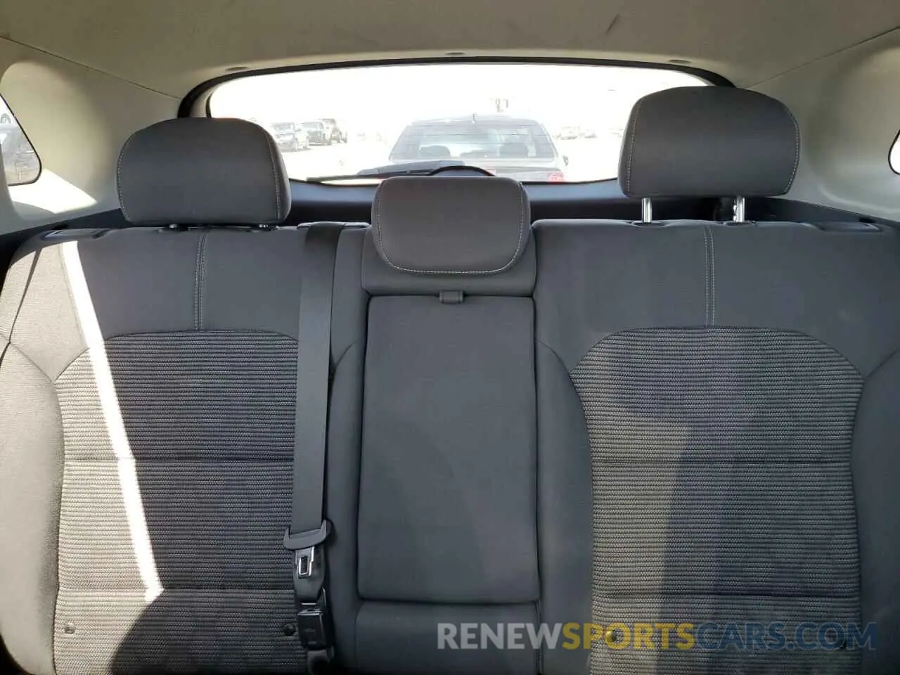 10 Photograph of a damaged car KNDCB3LC6K5251108 KIA NIRO 2019