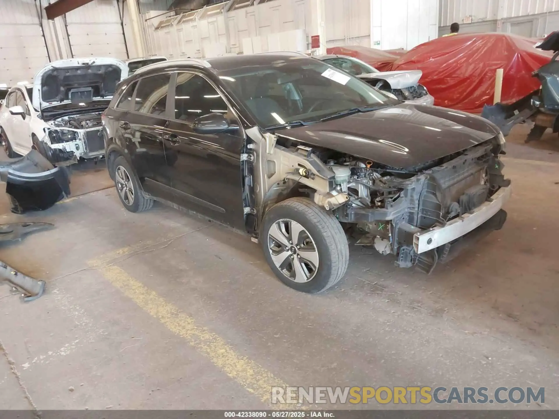 1 Photograph of a damaged car KNDCB3LC6K5252775 KIA NIRO 2019