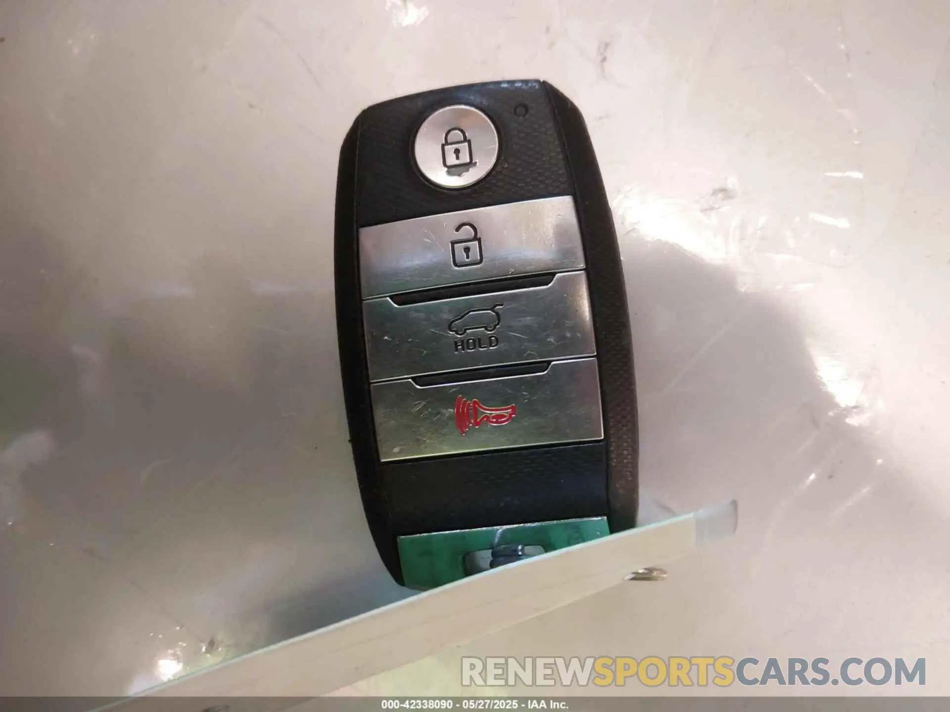 11 Photograph of a damaged car KNDCB3LC6K5252775 KIA NIRO 2019