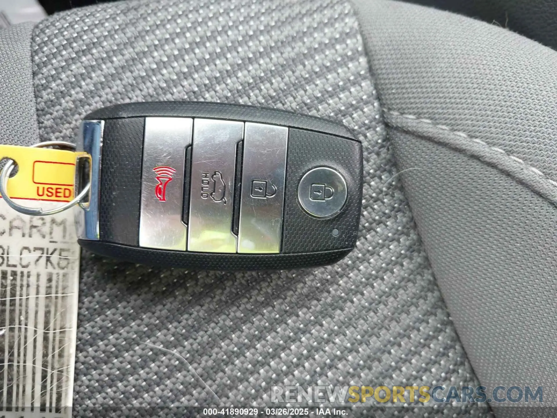 11 Photograph of a damaged car KNDCB3LC7K5233362 KIA NIRO 2019