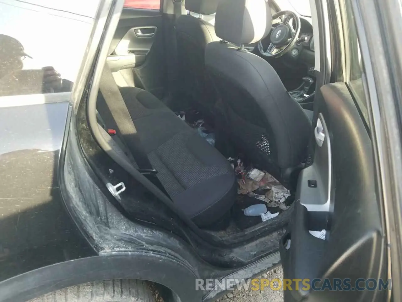 10 Photograph of a damaged car KNDCB3LC7K5257225 KIA NIRO 2019