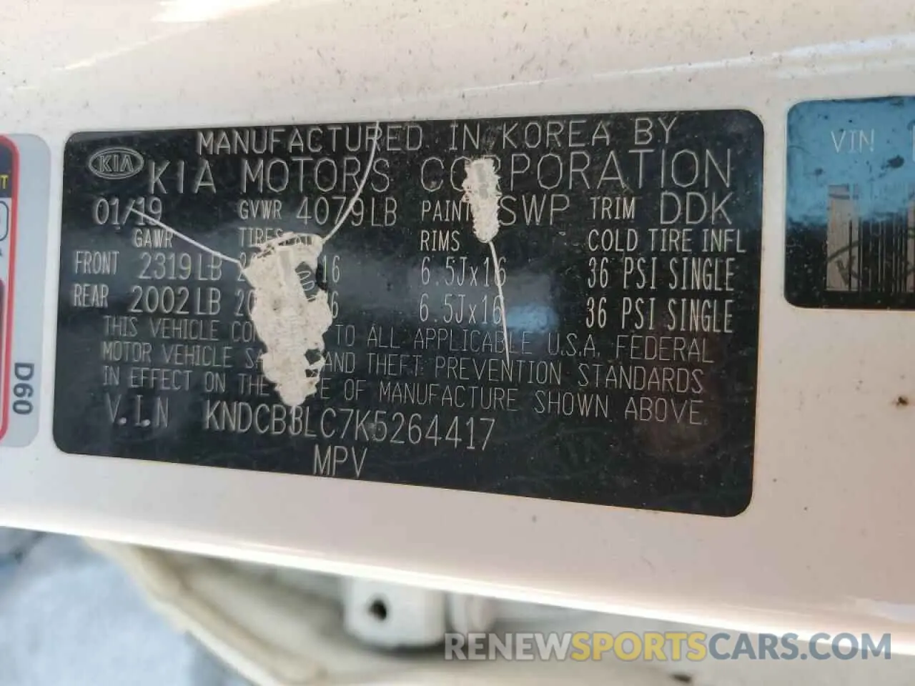 13 Photograph of a damaged car KNDCB3LC7K5264417 KIA NIRO 2019