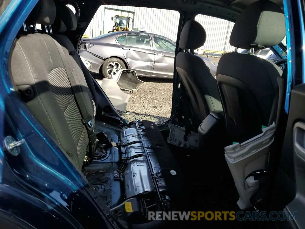 11 Photograph of a damaged car KNDCB3LC8K5241826 KIA NIRO 2019