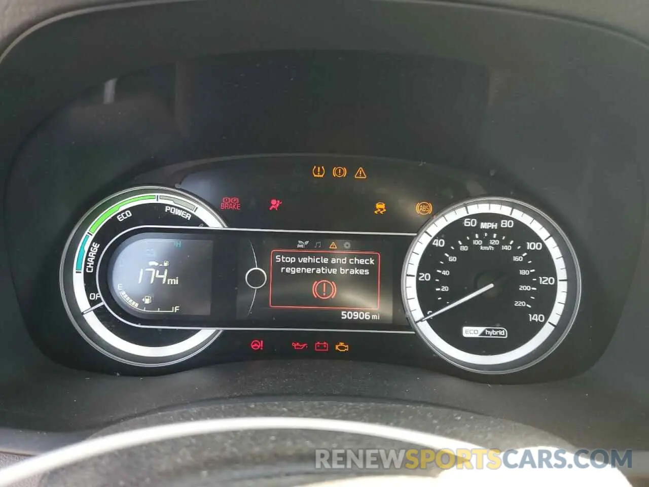 9 Photograph of a damaged car KNDCB3LC8K5241826 KIA NIRO 2019