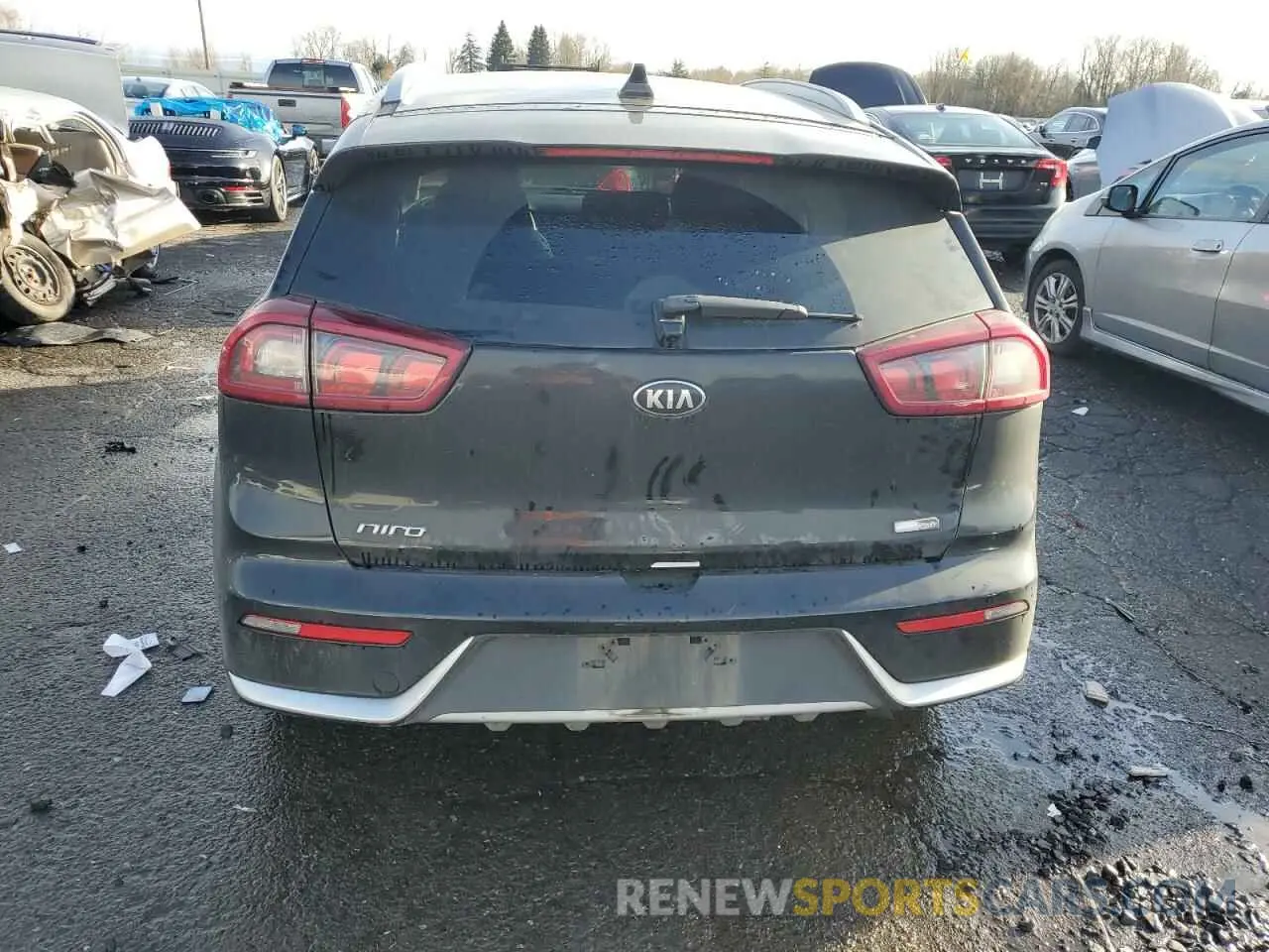 6 Photograph of a damaged car KNDCB3LC8K5264474 KIA NIRO 2019
