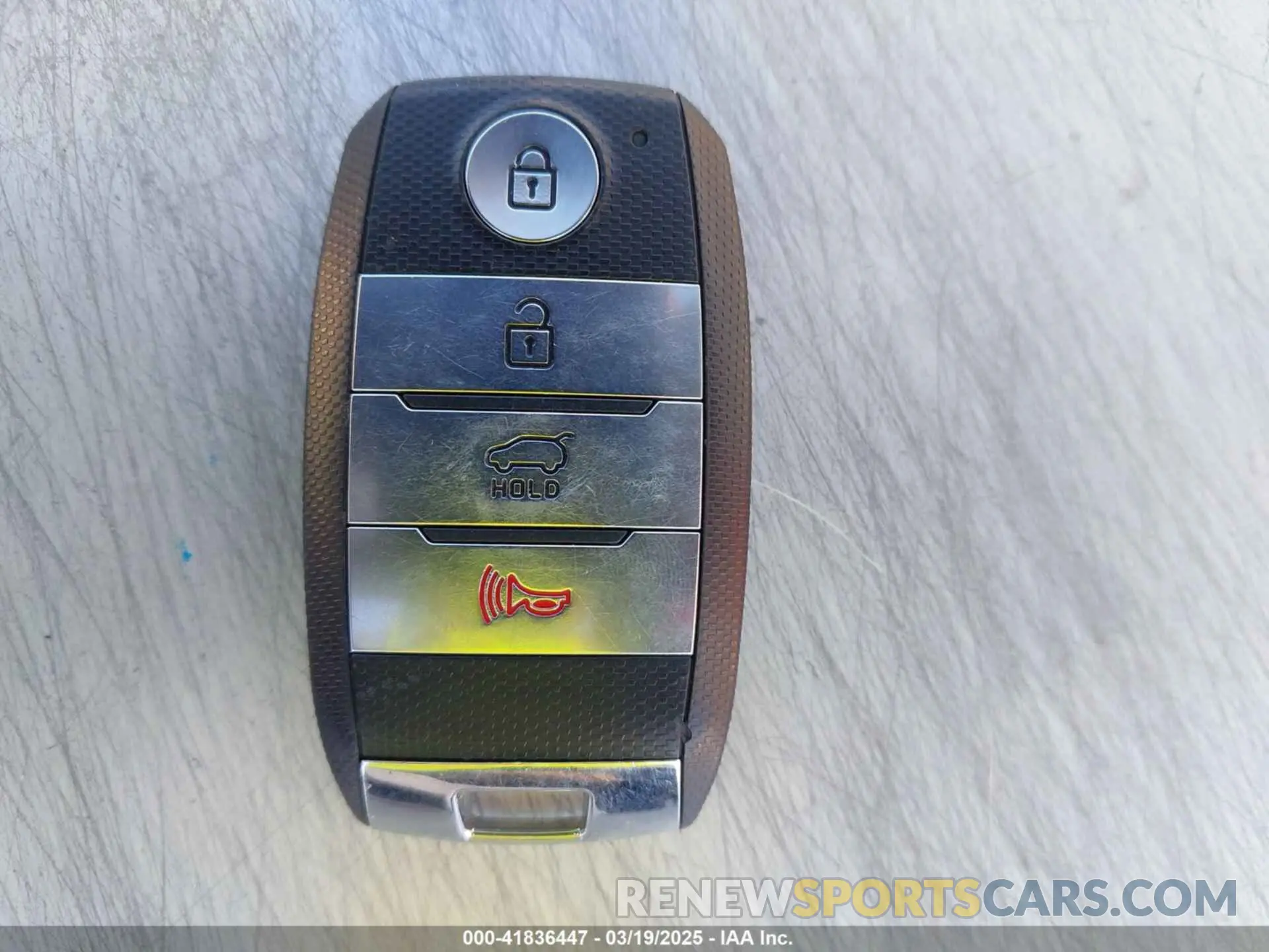11 Photograph of a damaged car KNDCB3LC8K5336726 KIA NIRO 2019